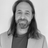 TravisWeedon headshot